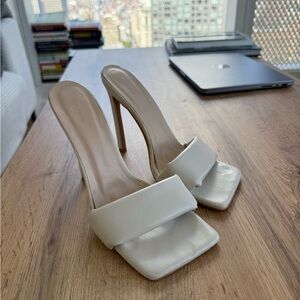 Prettylittlething heels